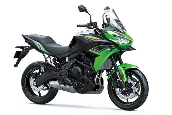 Kawasaki a anuntat gama de motociclete Versys 2023